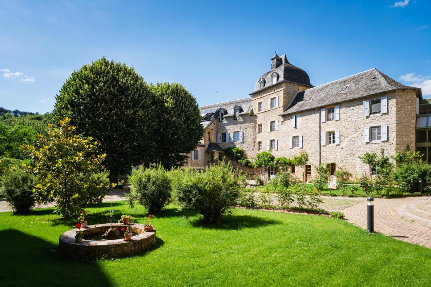 Accueil Du Couvent De Malet Hotel Saint-Côme-dʼOlt Екстериор снимка