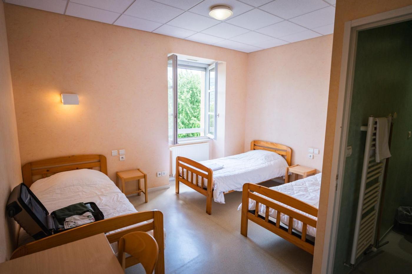Accueil Du Couvent De Malet Hotel Saint-Côme-dʼOlt Стая снимка